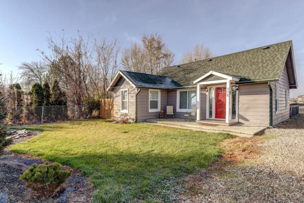 Morningstar Cottage A Quiet Home In Star, Id With A Fenced In Yard For Furry Friends And A Huge Gravel Rv Lot, Conveniently Located Wineries, Downtown Shopping, Horseback Riding And The Snake River Eagle Bagian luar foto